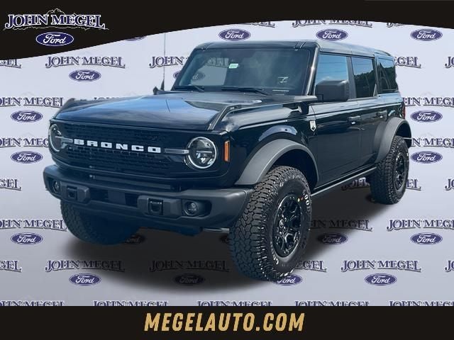 2026 Ford Bronco Big Bend in Shadow Black — front three-quarter view