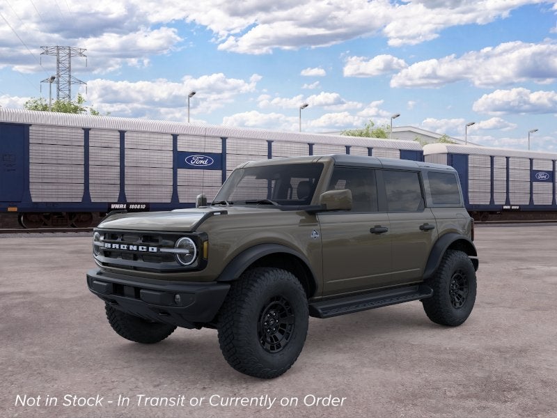 2026 Ford Bronco Outer Banks in Marsh Gray — front three-quarter view