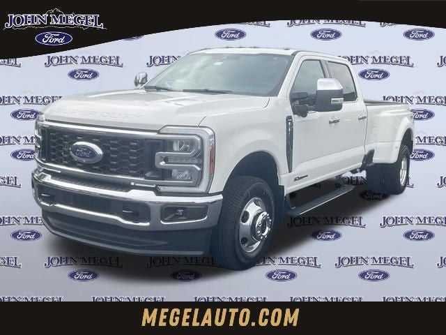 2026 Ford F-350SD Lariat DRW in Star White Metallic Tri-Coat — front three-quarter view