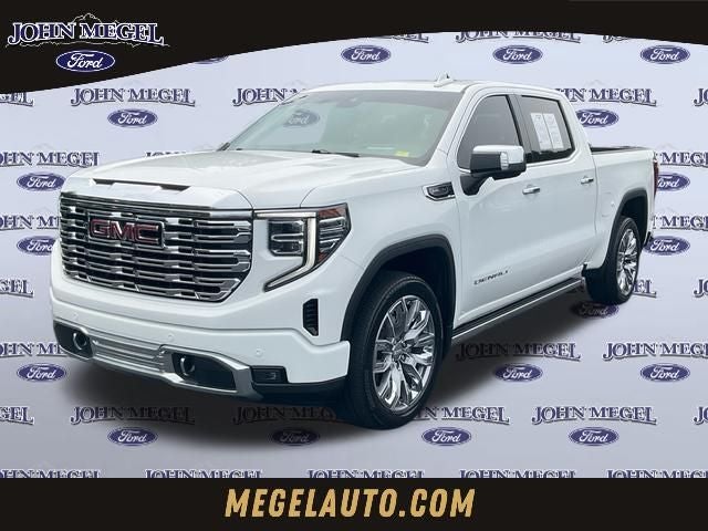 2023 GMC Sierra 1500 Denali in Summit White — front three-quarter view
