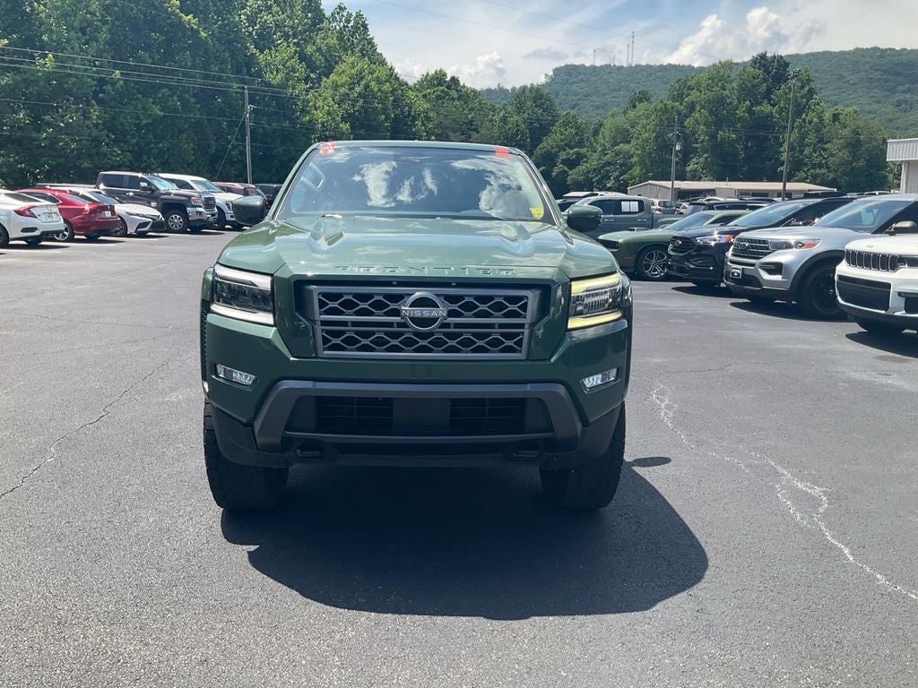 2023 Nissan Frontier — side profile view