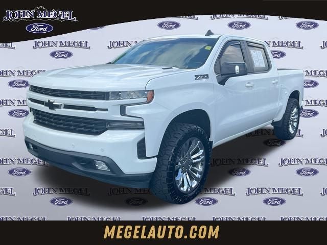 2020 Chevrolet Silverado 1500 RST in Summit White — front three-quarter view